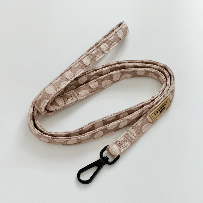 Cocopup London cat lead in mocha with a floral pattern and black metal clasp.