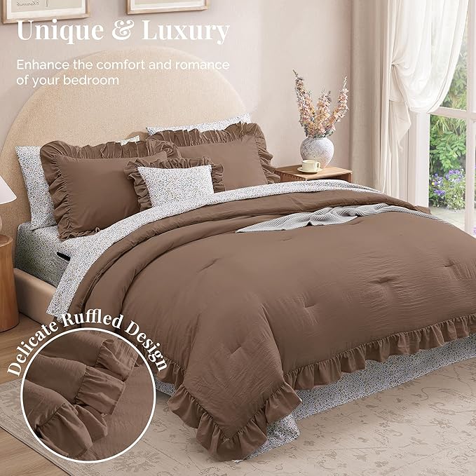 Catami Ruffle Comforter Set