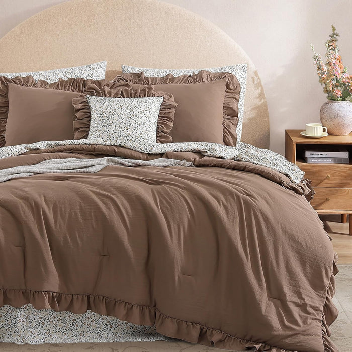 Catami Ruffle Comforter Set