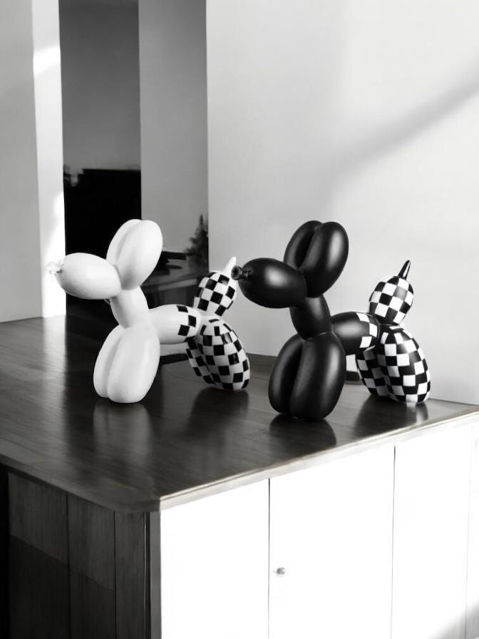 Chequered Flag Resin Balloon Dog