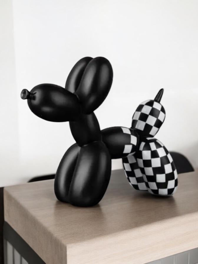 Chequered Flag Resin Balloon Dog