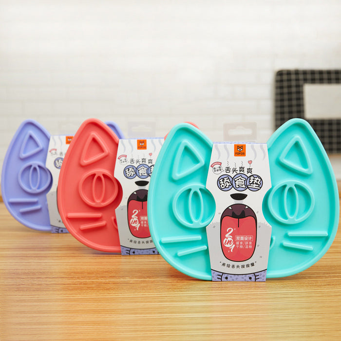 Dog double-sided lick mat by Dropshipman, featuring textured surface for slow feeding and dental health.