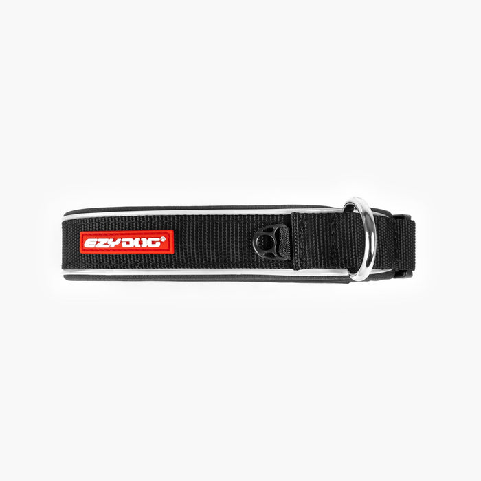 EzyDog Neo Classic neoprene dog collar in black, front view