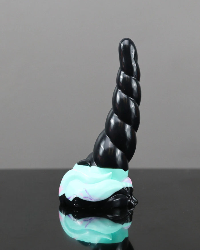 Frostmane's Horn - Small, Soft