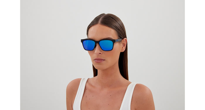 #colour_black-blue-polarised-mirror
