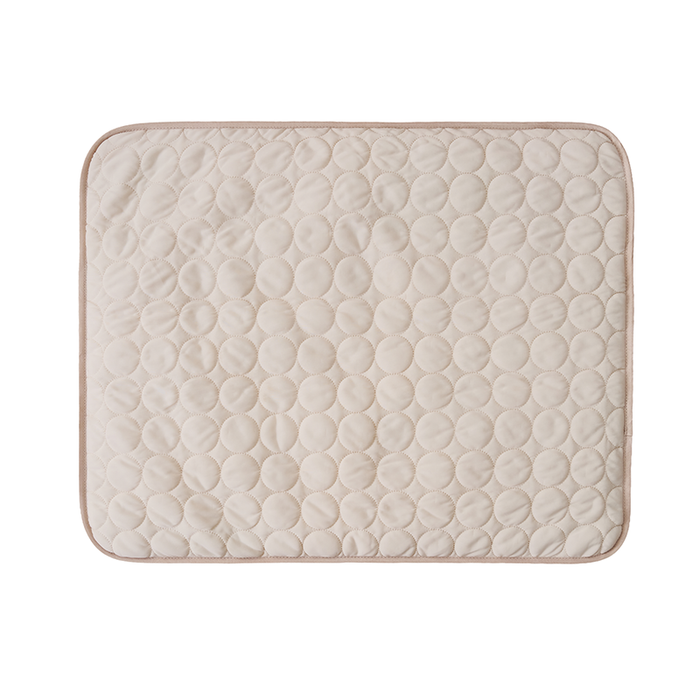 Round pet cooling mat for dogs and cats, summer ice pad, no electricity needed, featuring a soft, breathable surface for cooling comfort.
