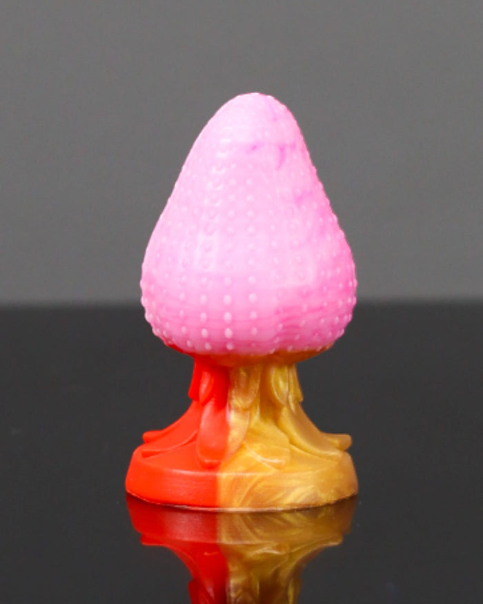 Strawberry Plug - Extra Small, Soft Shaft/Medium Base