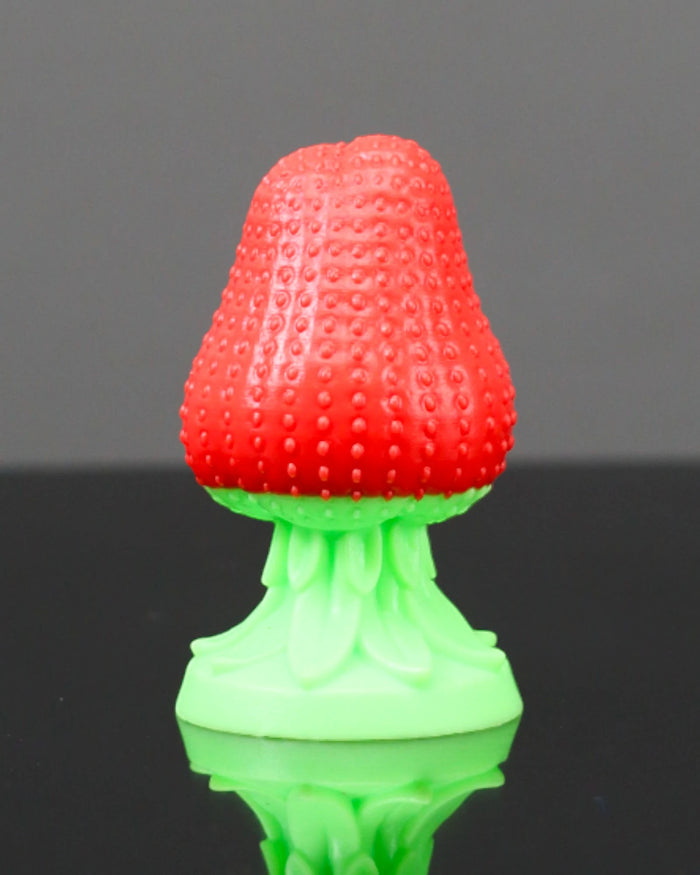 Strawberry Plug - Small, Soft Shaft/Medium Base