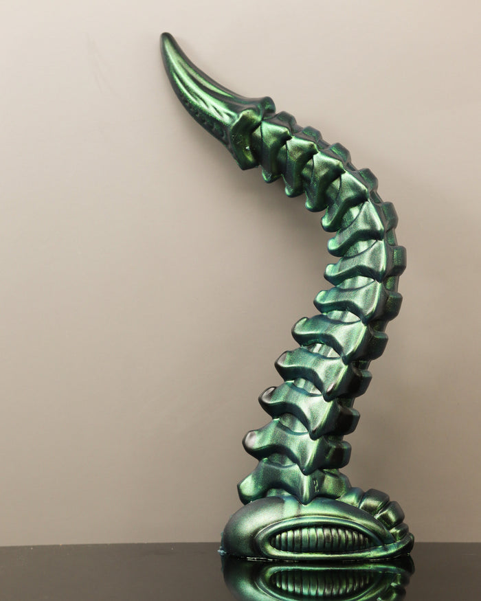Weavers Tail - Medium, Medium Shaft/Firm Base, Vac-u-lock - FLOP